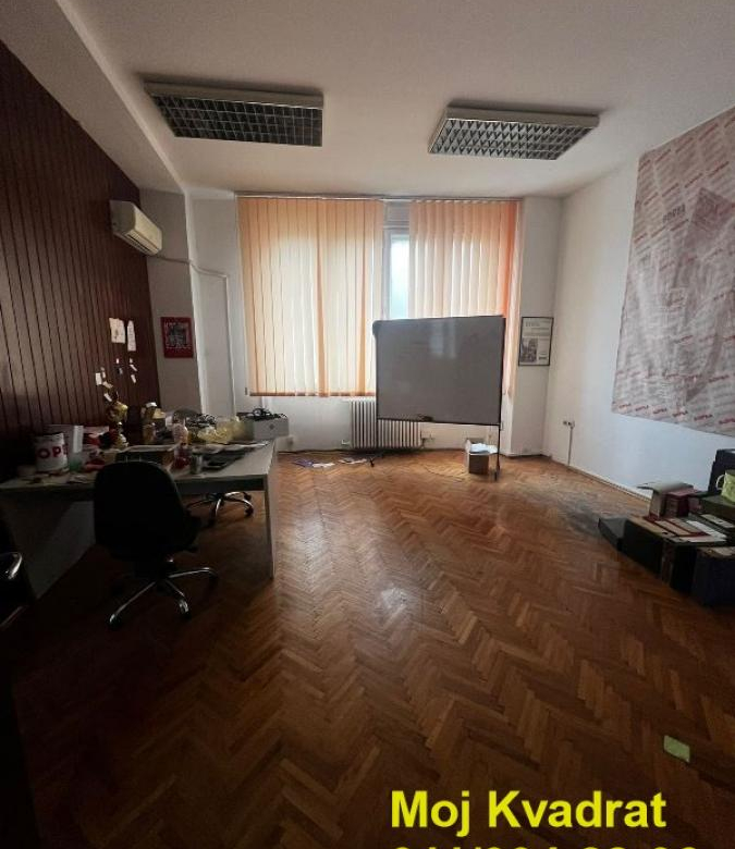 Lokal Izdavanje Beograd Trg Nikole Pašića 359 m2