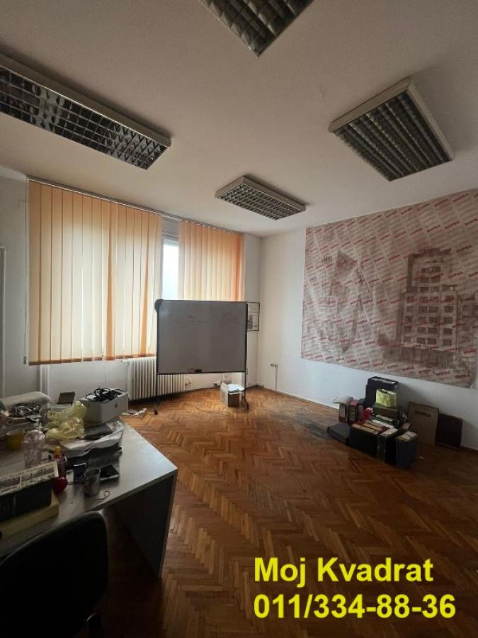 Lokal Izdavanje Beograd Lokal Izdavanje Beograd Trg Nikole Pašića 359 m2