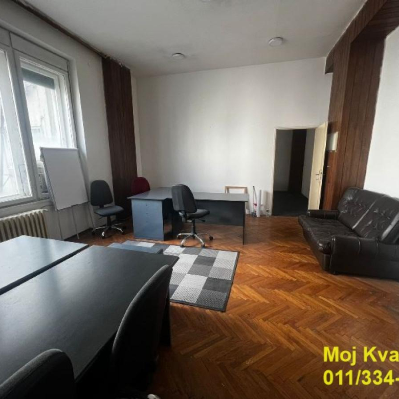 Lokal Izdavanje Beograd Trg Nikole Pašića 345 m2