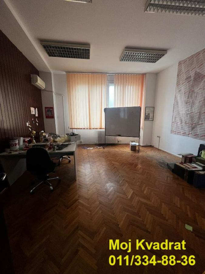 Lokal Izdavanje Beograd Lokal Izdavanje Beograd Trg Nikole Pašića 345 m2