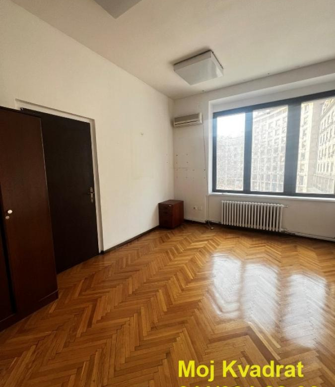Lokal Izdavanje Beograd Trg Nikole Pašića 345 m2