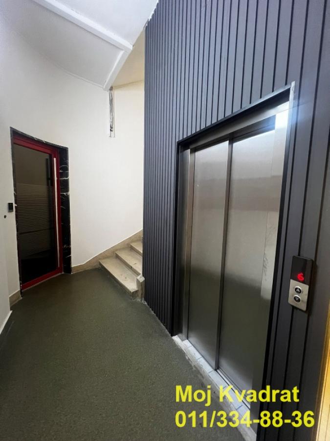 Lokal Izdavanje Beograd Lokal Izdavanje Beograd Trg Nikole Pašića 223 m2