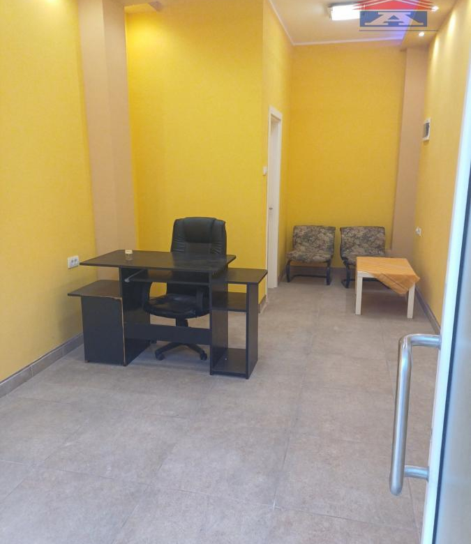 Lokal Izdavanje Novi Sad  19 m2