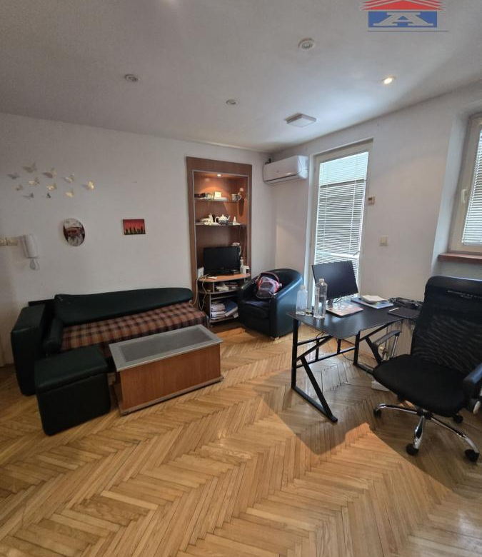 Stan Izdavanje Novi Sad  40 m2