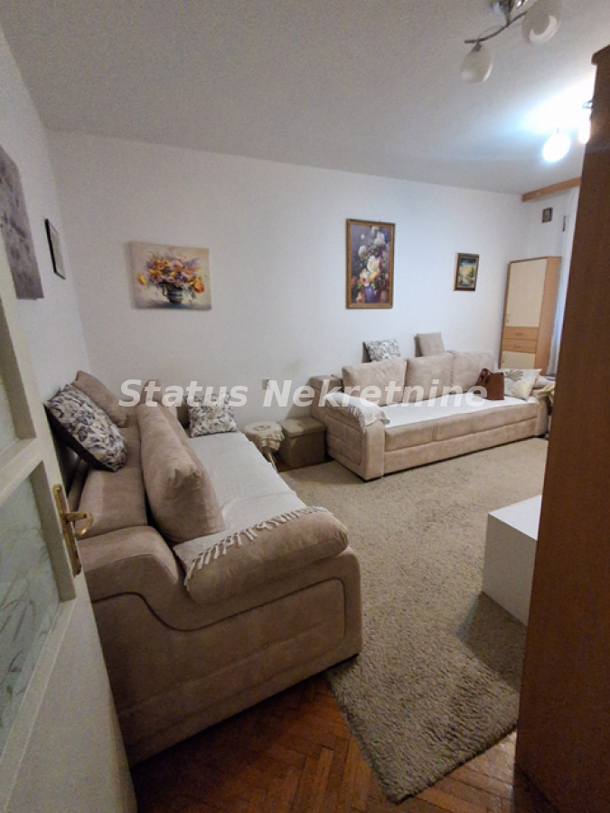 Stan Izdavanje Novi Sad  53 m2