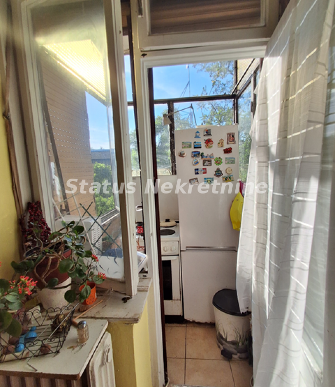 Stan Izdavanje Novi Sad  53 m2