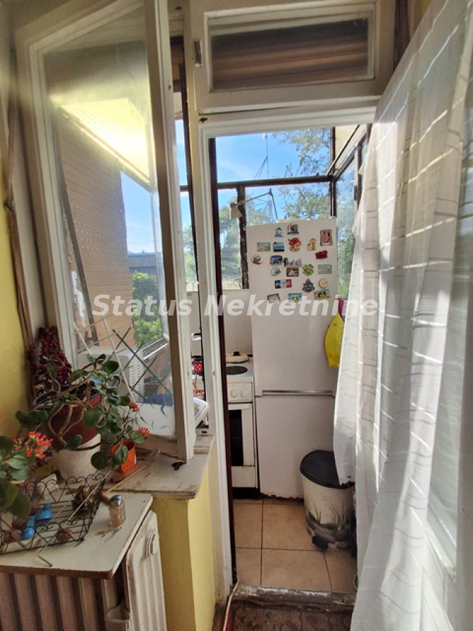 Stan Izdavanje Novi Sad  53 m2