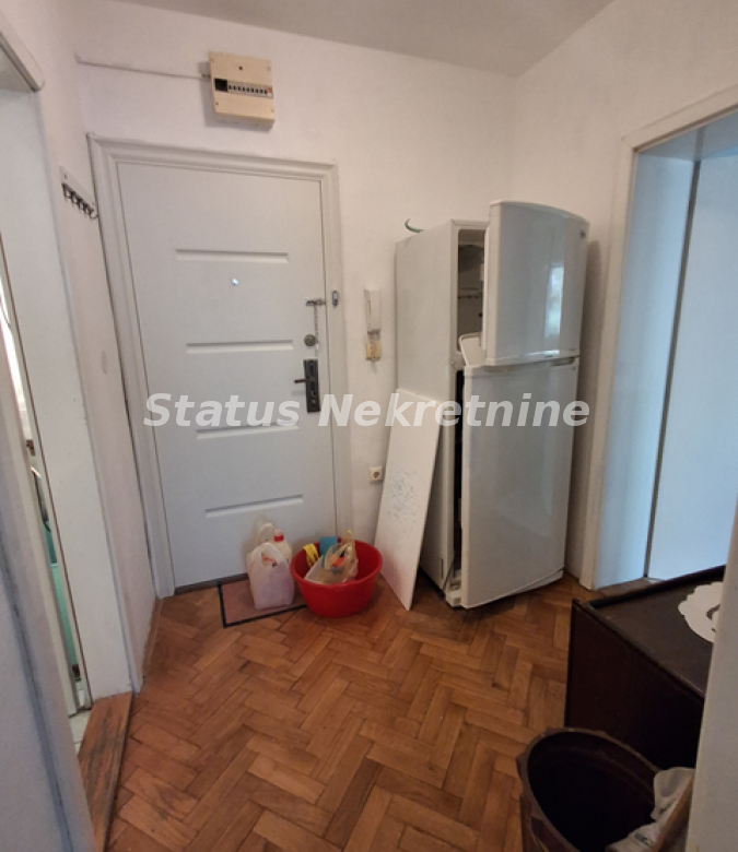 Stan Izdavanje Novi Sad  54 m2