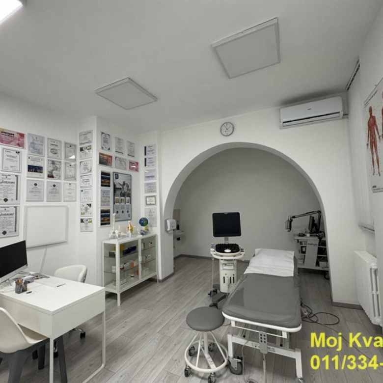 Lokal Izdavanje Beograd Banovo Brdo 136 m2