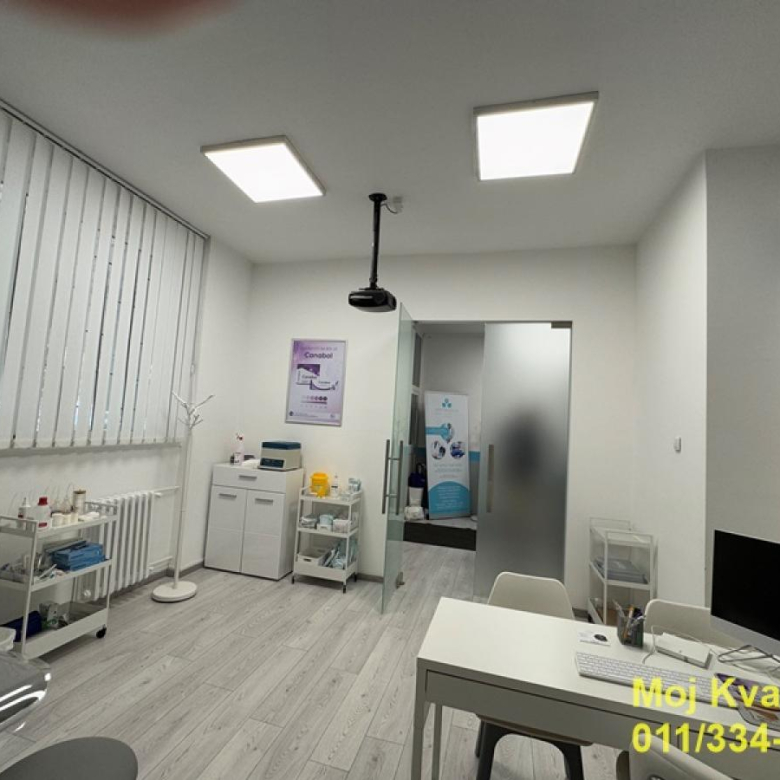 Lokal Izdavanje Beograd Banovo Brdo 136 m2