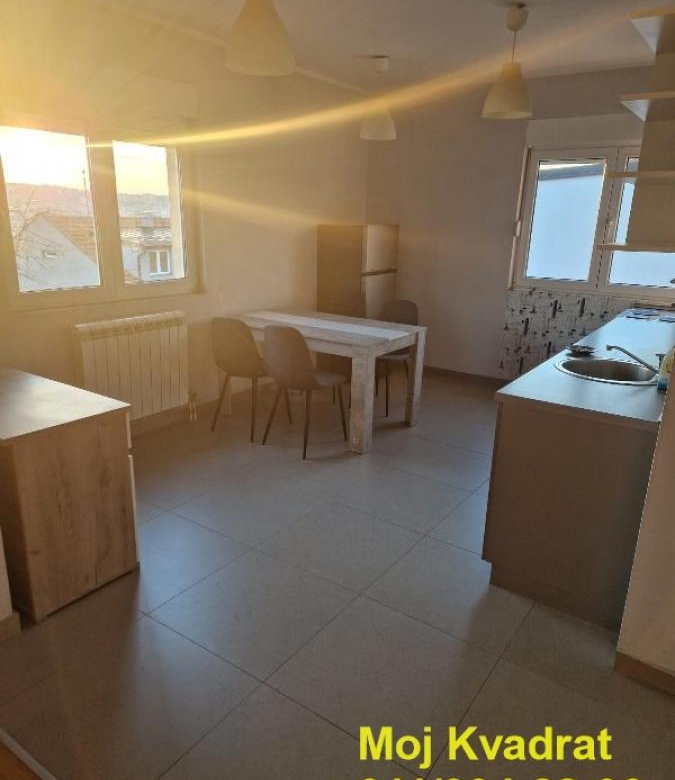 Stan Izdavanje Beograd Lekino Brdo 90 m2