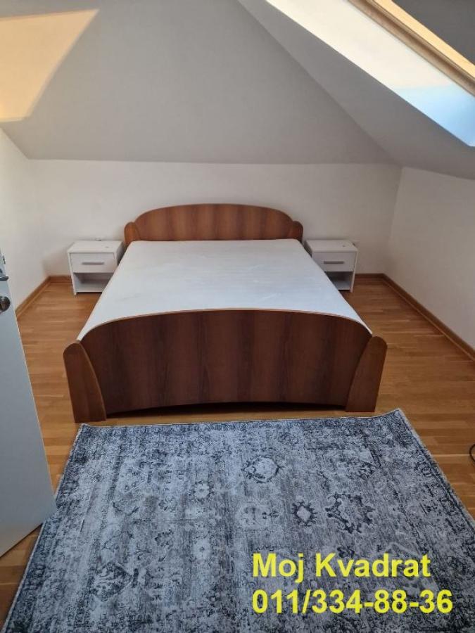 Stan Izdavanje Beograd Lekino Brdo 90 m2