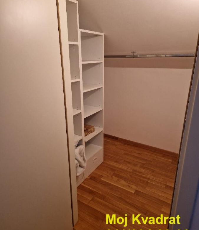 Stan Izdavanje Beograd Lekino Brdo 90 m2