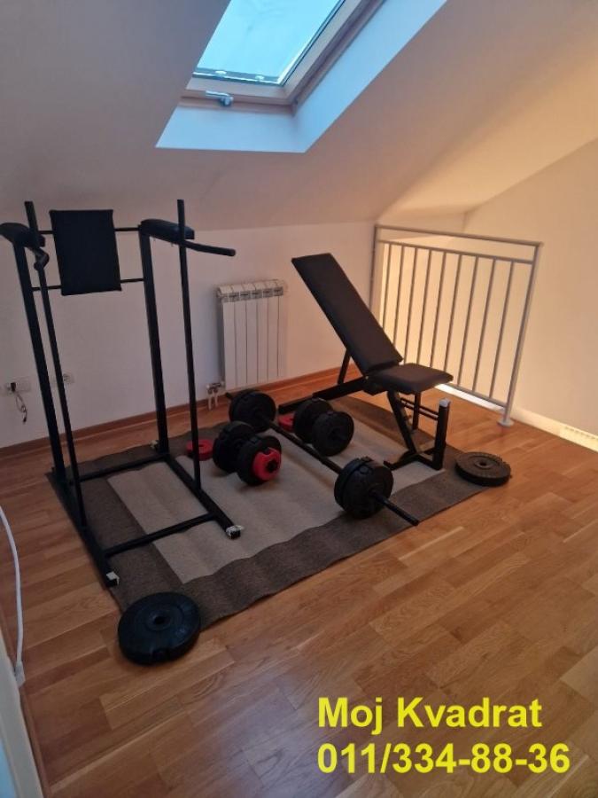 Stan Izdavanje Beograd Lekino Brdo 90 m2