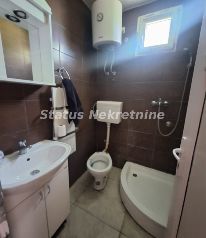 Stan Izdavanje Novi Sad  60 m2