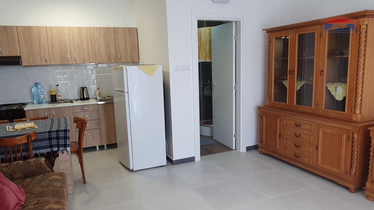 Stan Izdavanje Novi Sad  30 m2