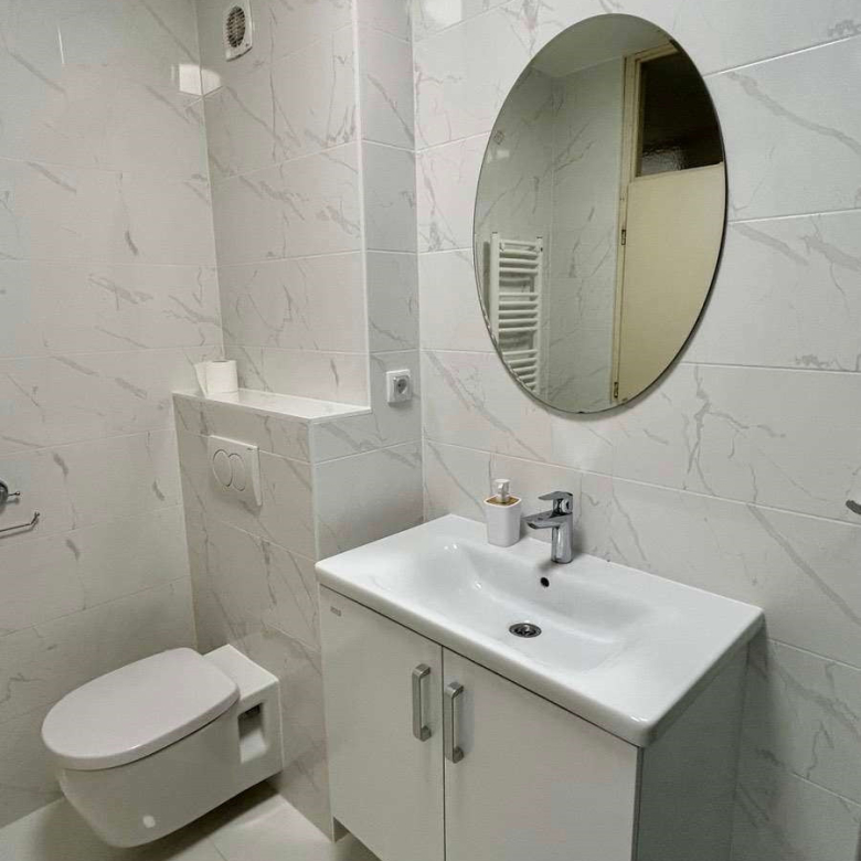 Stan Izdavanje Novi Sad  56 m2