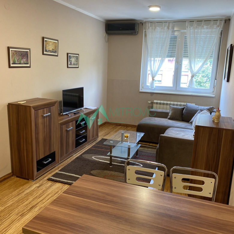 Stan Prodaja Novi Sad  28 m2