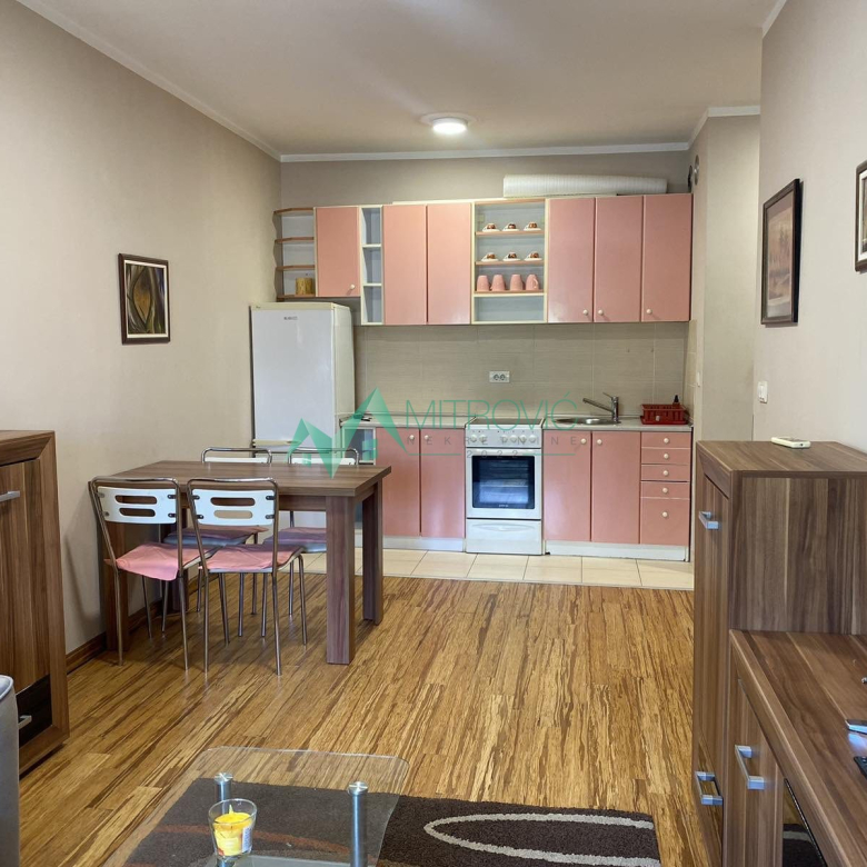 Stan Prodaja Novi Sad  28 m2