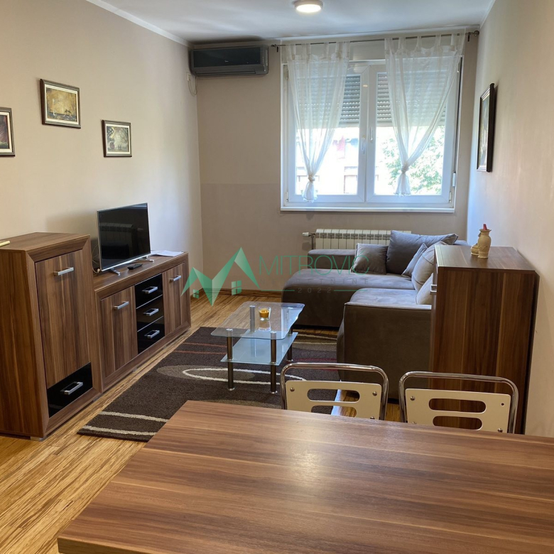 Stan Prodaja Novi Sad  28 m2