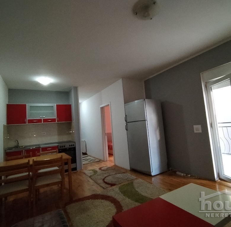 Stan Izdavanje Novi Sad  50 m2