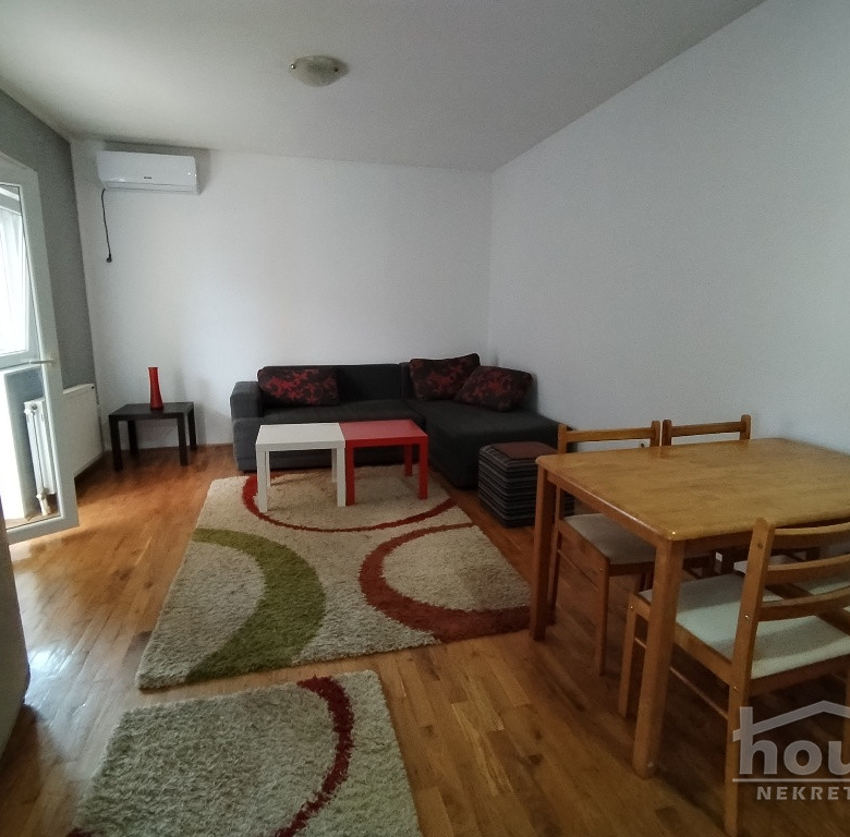 Stan Izdavanje Novi Sad  50 m2