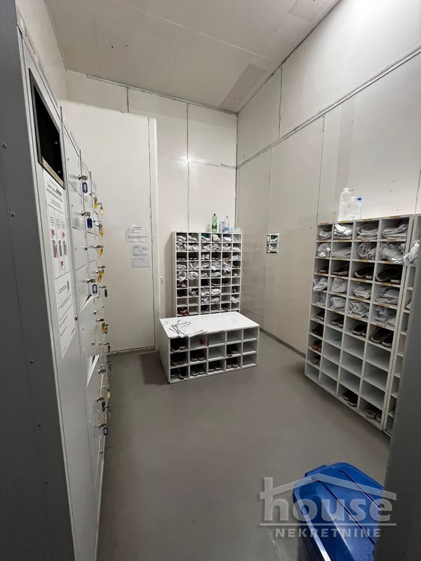 Lokal Izdavanje Novi Sad  1875 m2