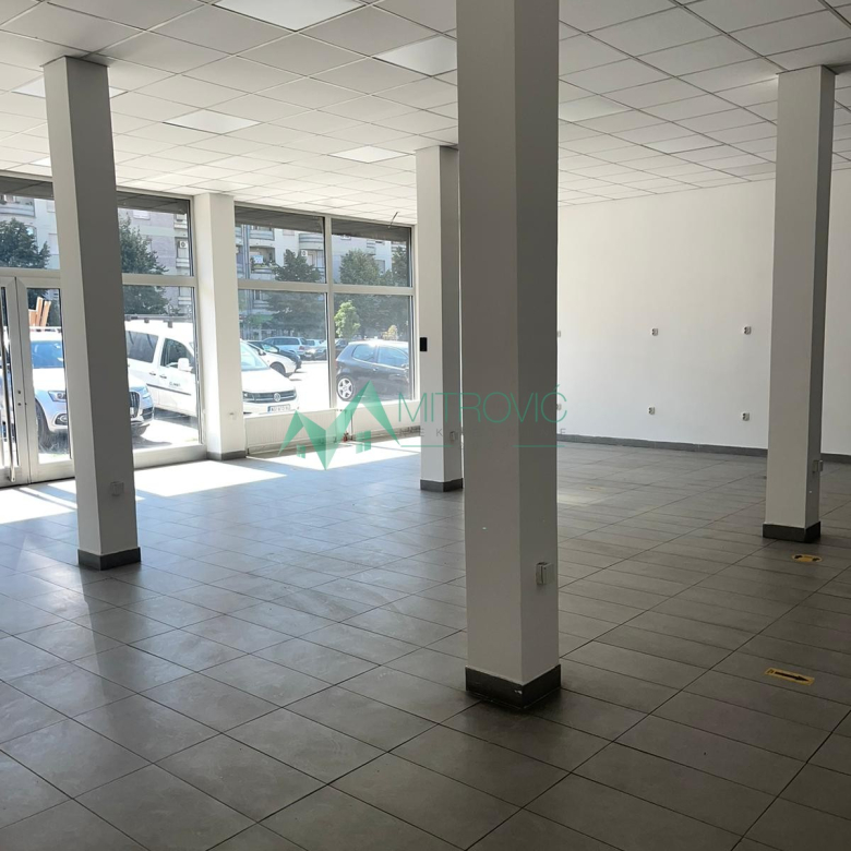 Lokal Prodaja Novi Sad  202 m2