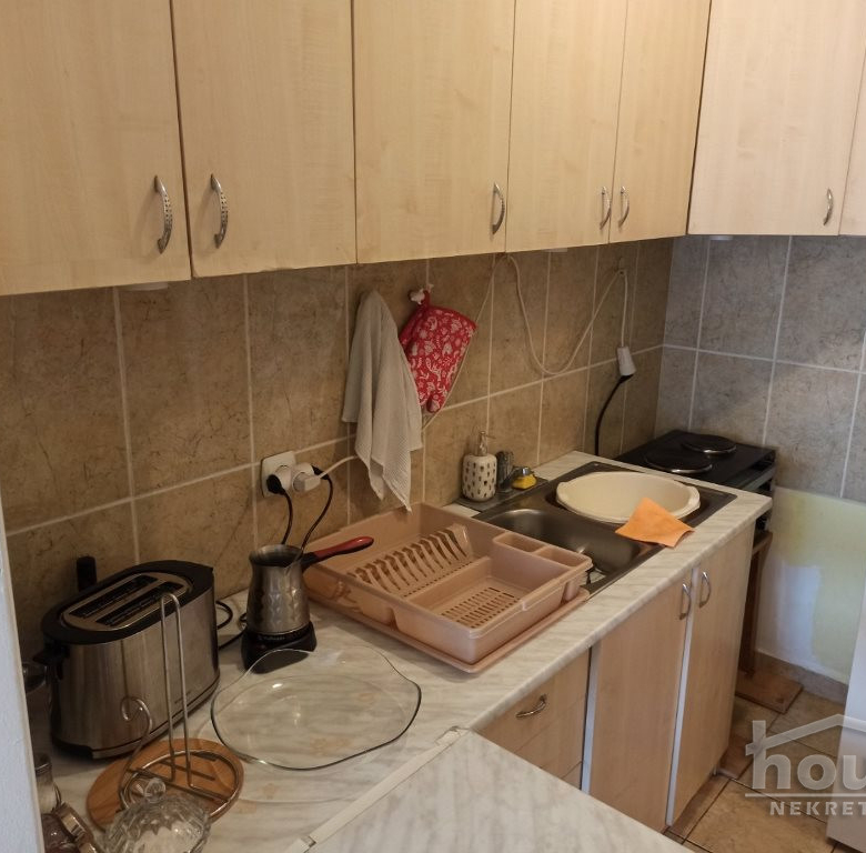 Stan Izdavanje Novi Sad  37 m2