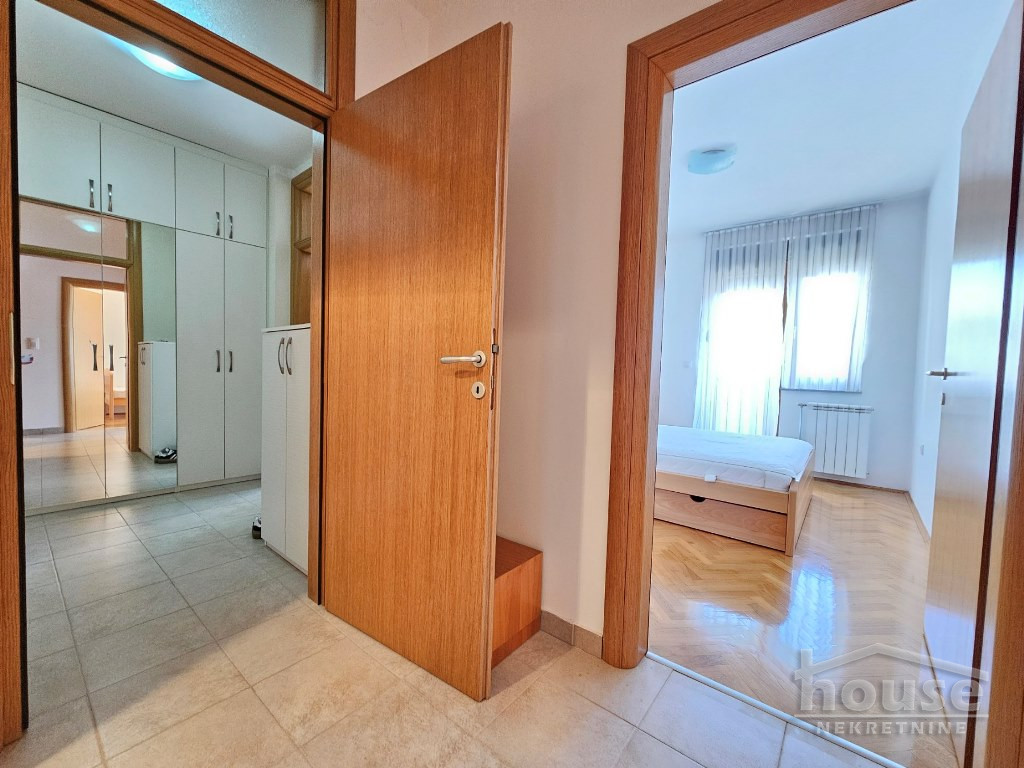 Troiposoban stan za izdavanje, Bulevar Oslobođenja, Novi Sad, 78m², 750 €/mes
