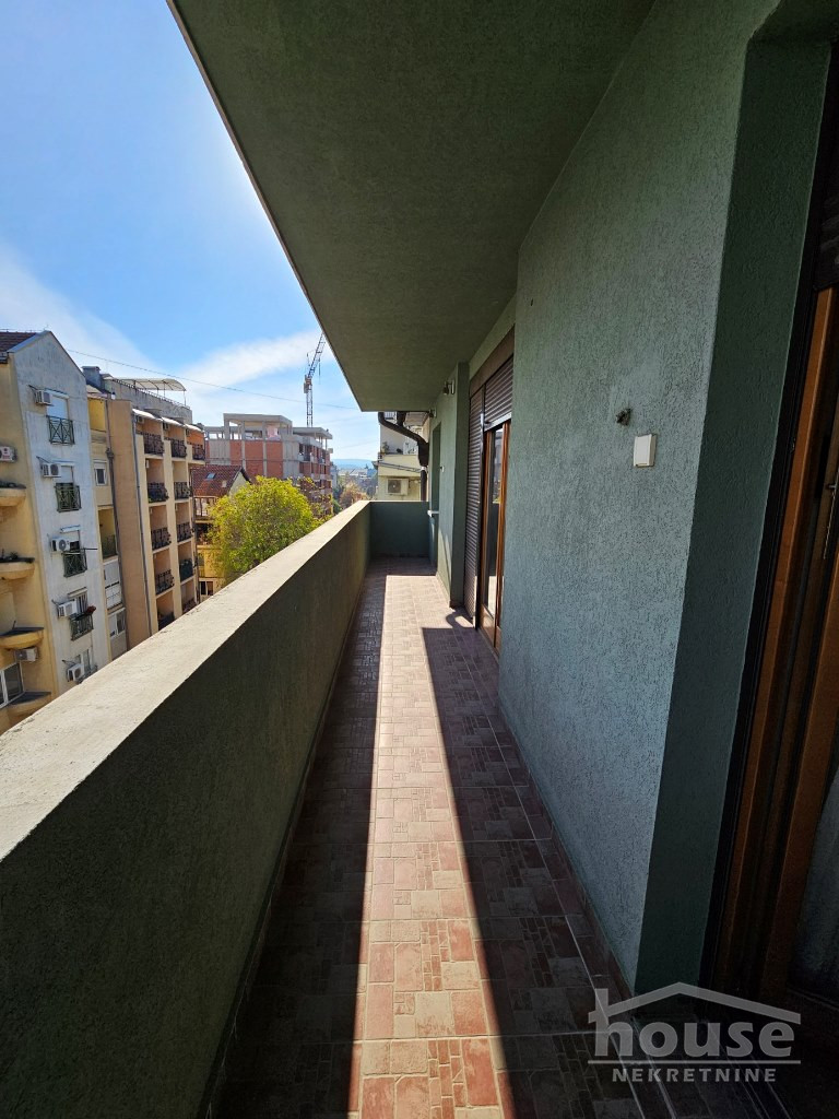 Troiposoban stan za izdavanje, Bulevar Oslobođenja, Novi Sad, 78m², 750 €/mes