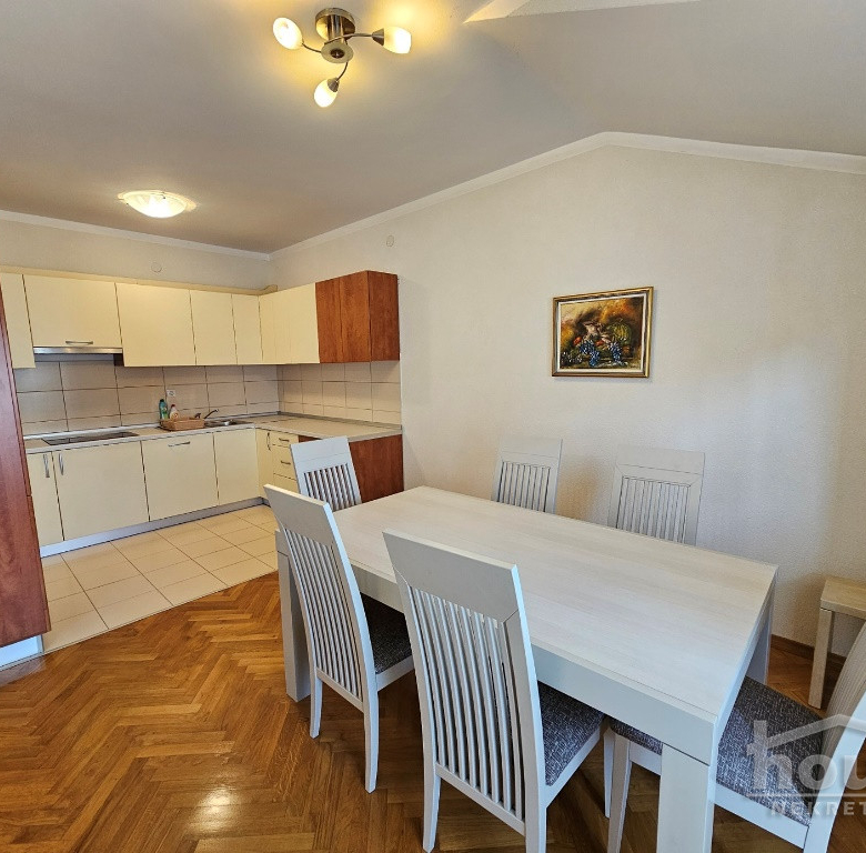 Stan Izdavanje Novi Sad  78 m2