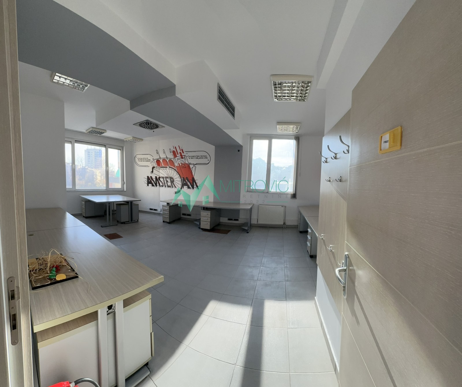 izdavanje-bulevar-osloboDJenja-9101890-9phcf Lokal za izdavanje, Bulevar Oslobođenja, Novi Sad, 282m², 3.000 €/mes