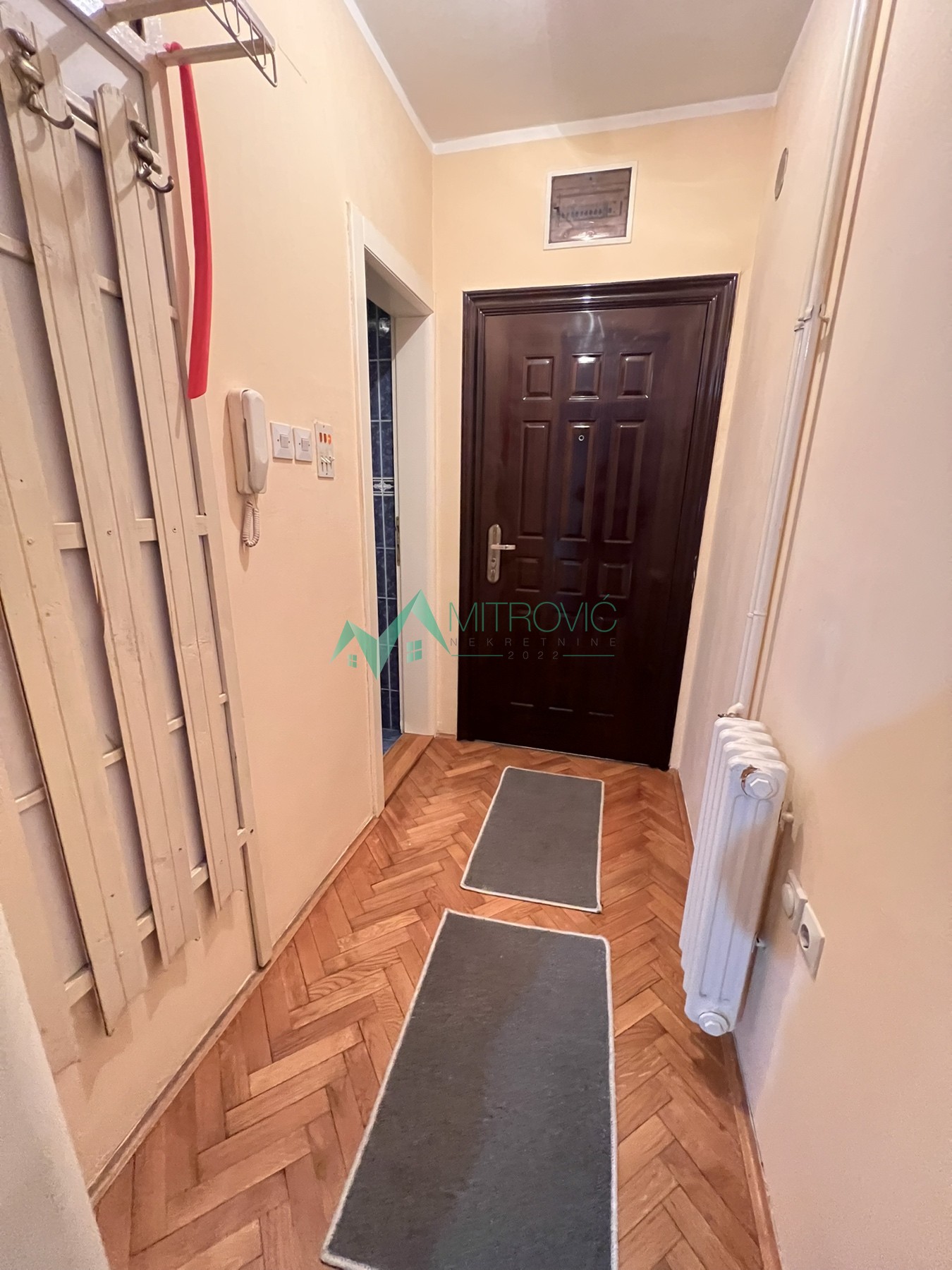 Stan Prodaja Novi Sad  28 m2
