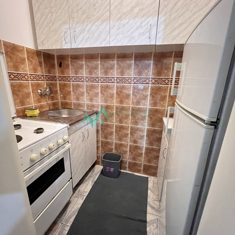 Stan Prodaja Novi Sad  28 m2