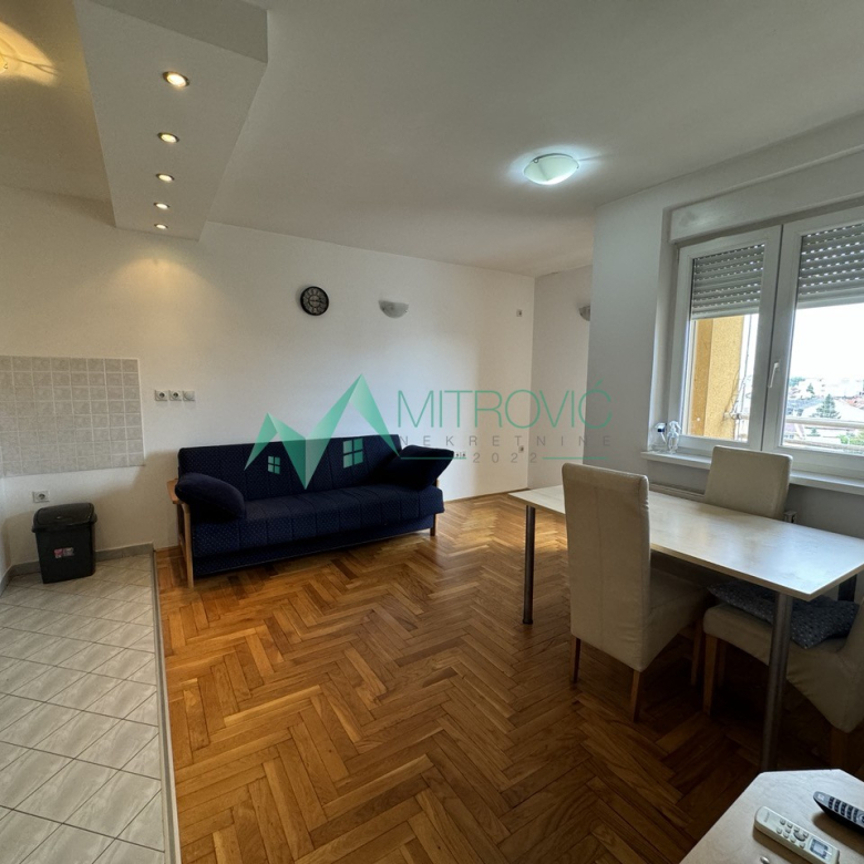 Stan Prodaja Novi Sad  45 m2