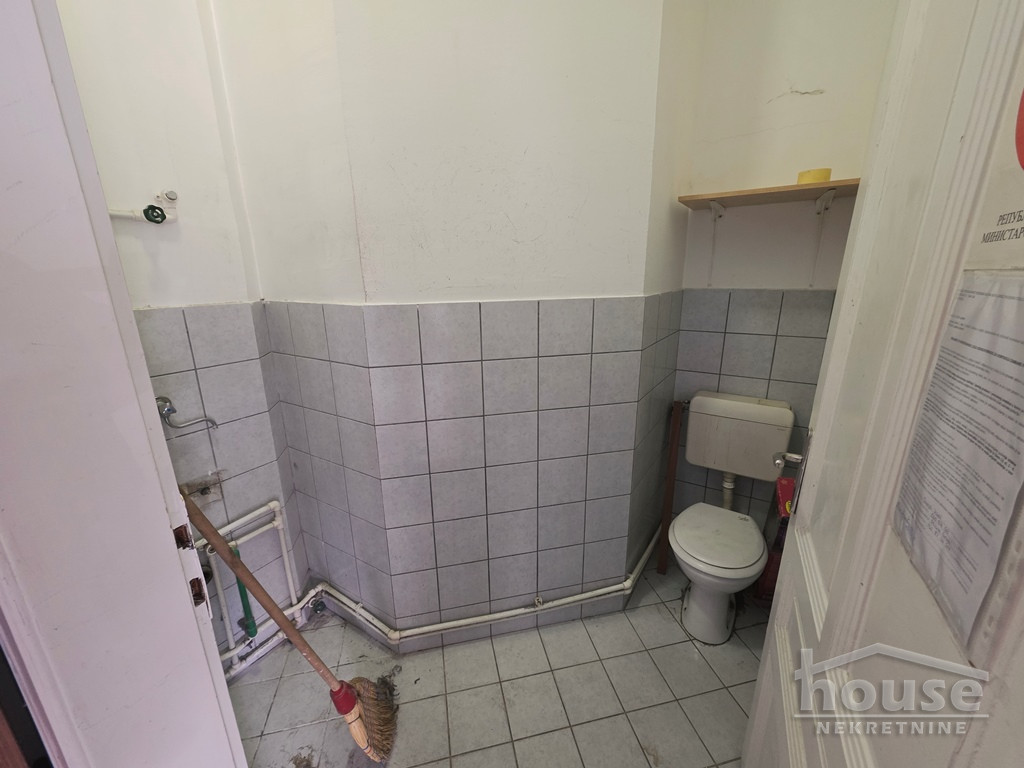 Lokal Izdavanje Novi Sad  61 m2