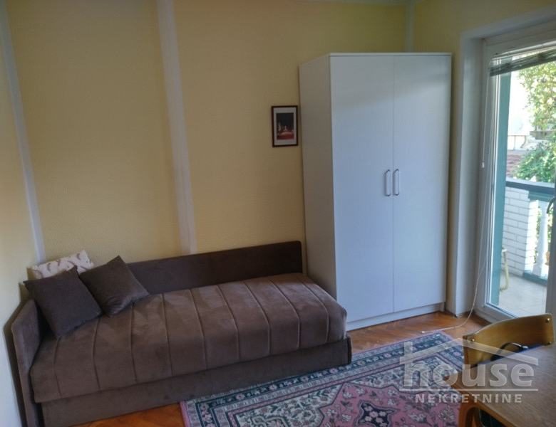 Stan Izdavanje Novi Sad  20 m2