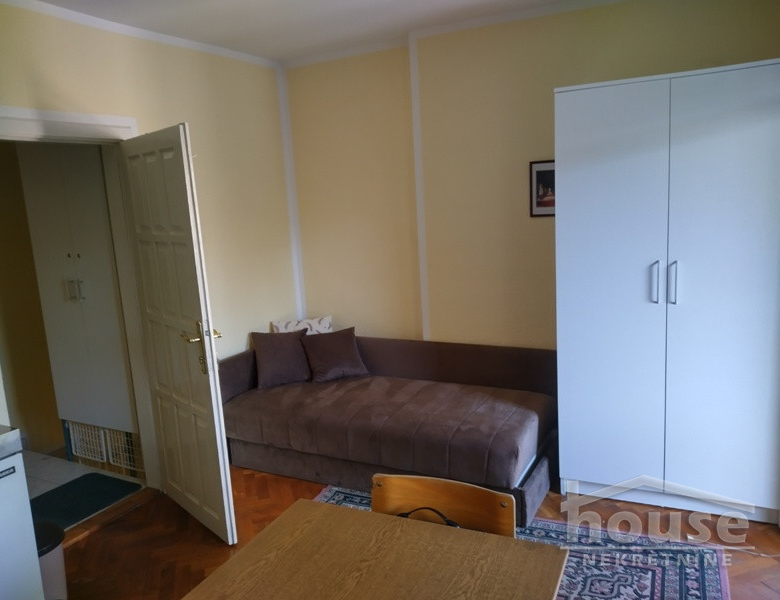 Stan Izdavanje Novi Sad  20 m2