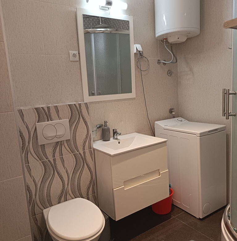 Stan Izdavanje Novi Sad  50 m2