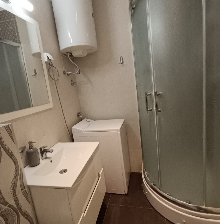 Stan Izdavanje Novi Sad  50 m2
