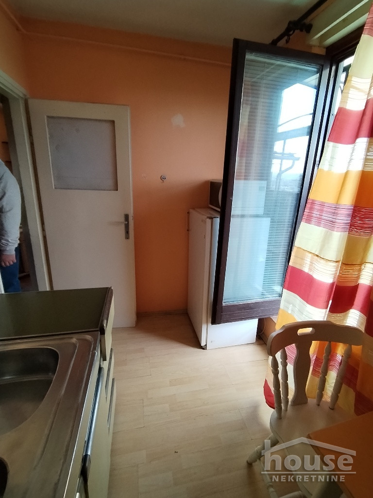 Stan Izdavanje Novi Sad  25 m2