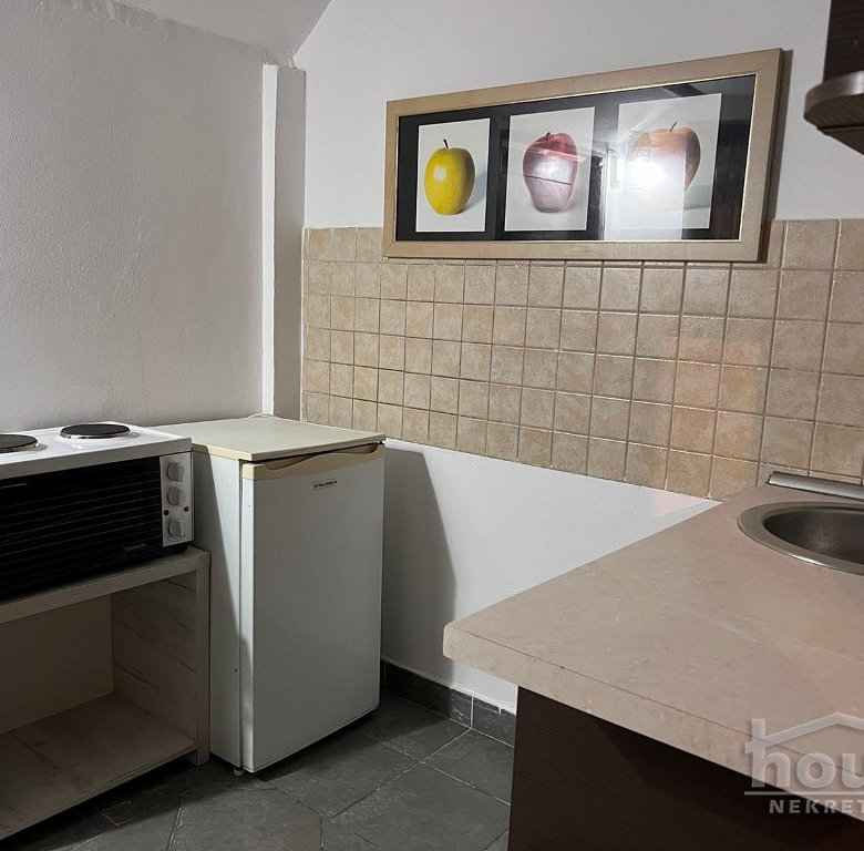 Stan Izdavanje Novi Sad  40 m2