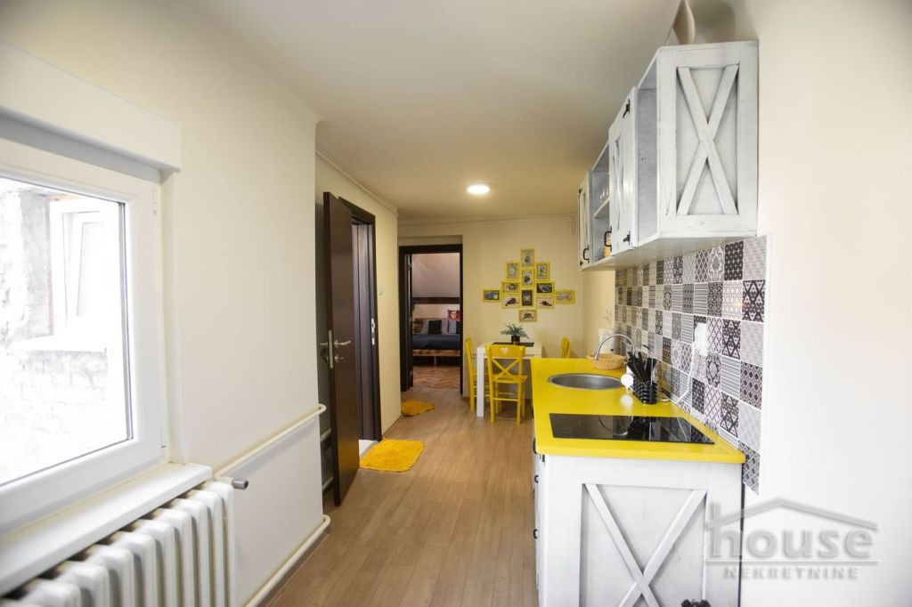 Stan Izdavanje Novi Sad  37 m2
