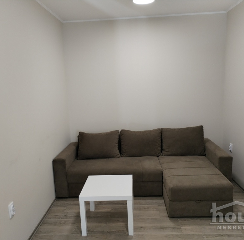 Stan Izdavanje Novi Sad  22 m2