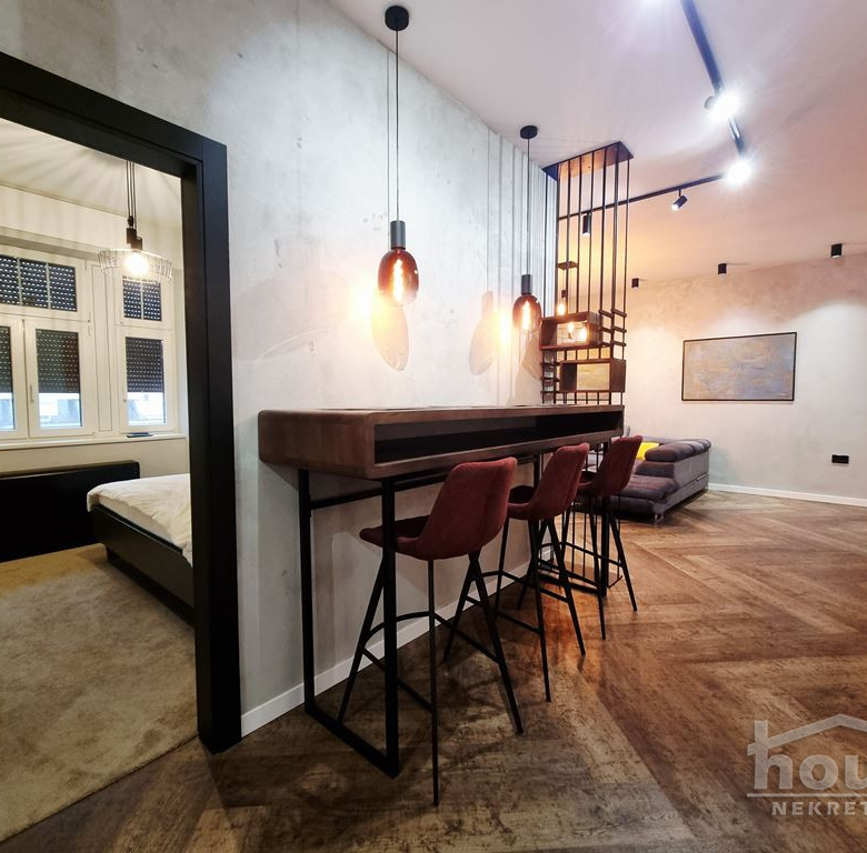 Stan Izdavanje Novi Sad  65 m2
