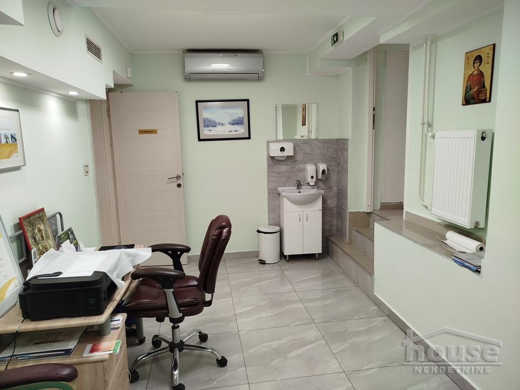 Lokal Izdavanje Novi Sad  76 m2