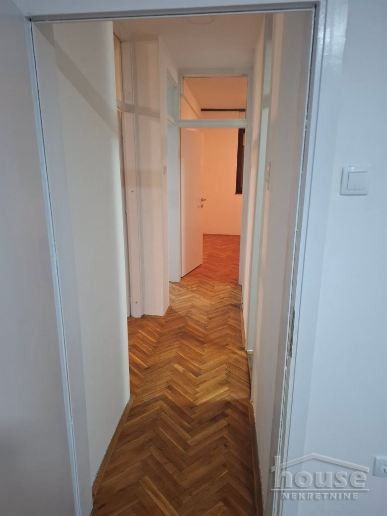 Stan Izdavanje Novi Sad  96 m2