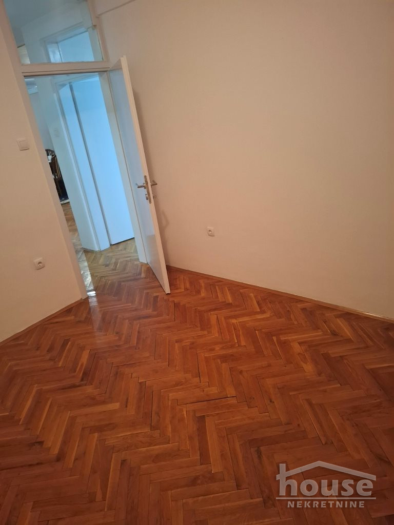 Stan Izdavanje Novi Sad  96 m2