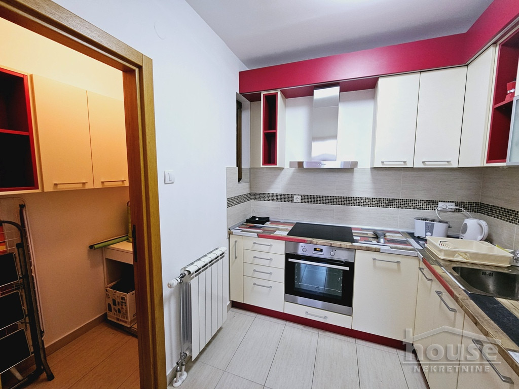 Stan Izdavanje Novi Sad  44 m2
